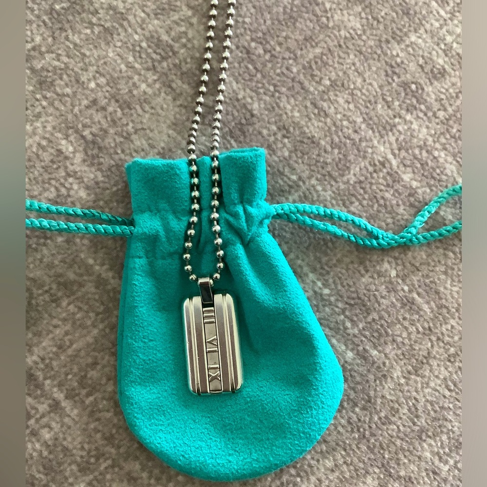 Tiffany&Co ATLAS necklace 💖